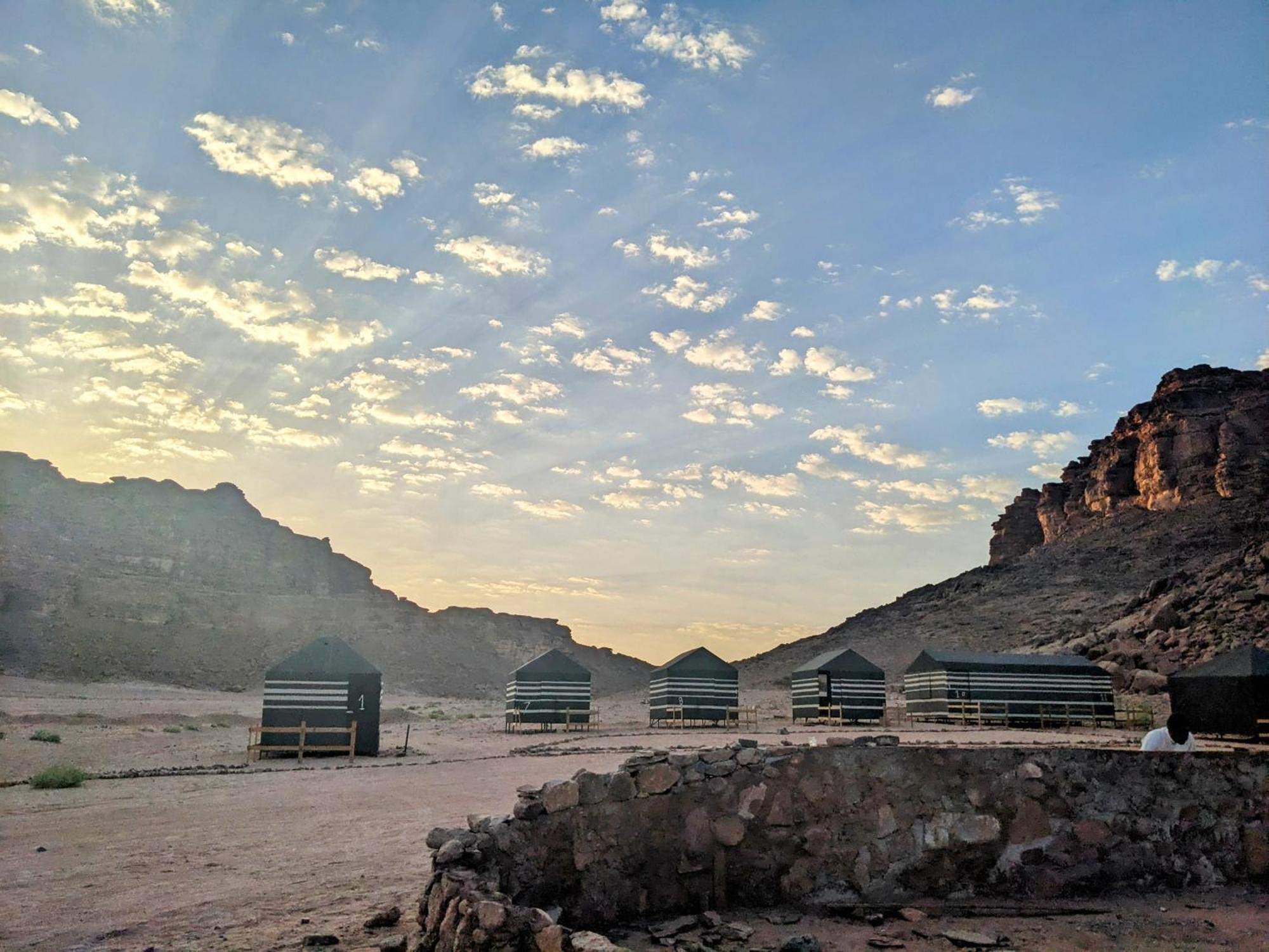 Wadi Rum Camp & Jeep Tour Buitenkant foto