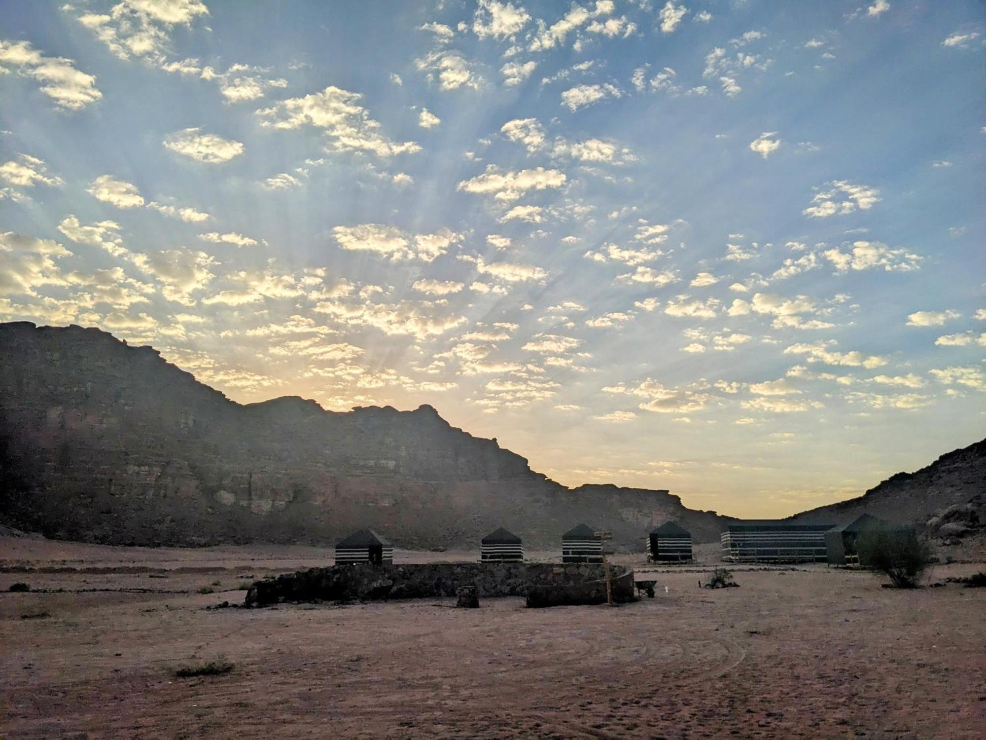 Wadi Rum Camp & Jeep Tour Buitenkant foto